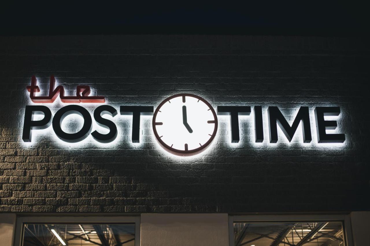 Post Time Inn Carlsbad Extérieur photo